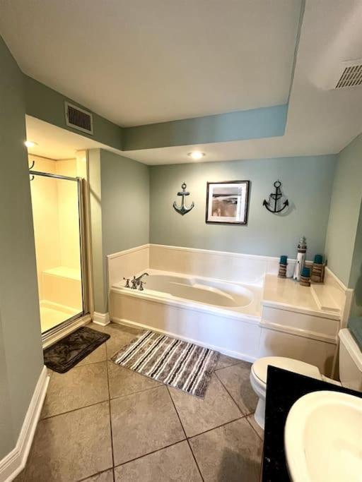 Biloxi Beach-Good Vibes Condo Exterior photo